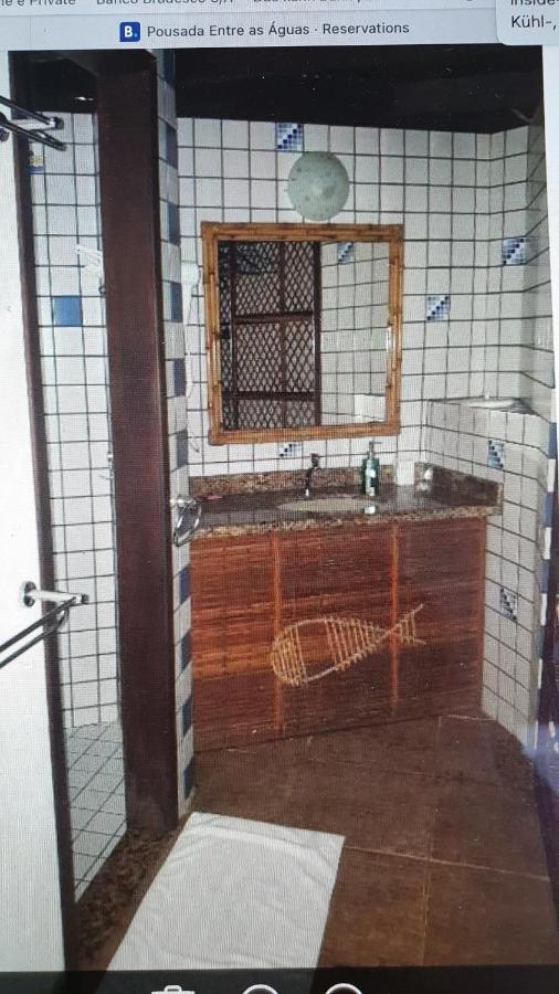 Pousada Entre As Aguas Имбассаи Номер фото